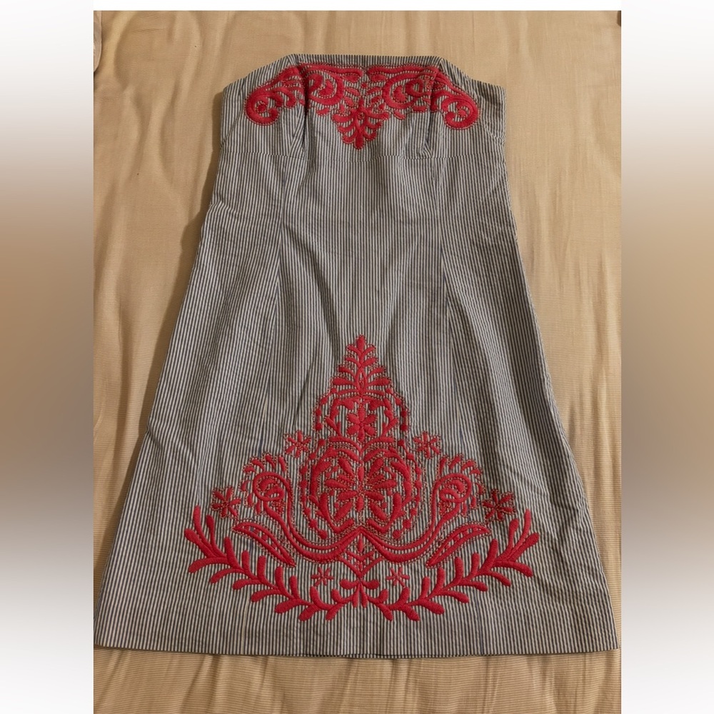 Lilly Pulitzer  A-Line dress with Red Embroidered Motif
